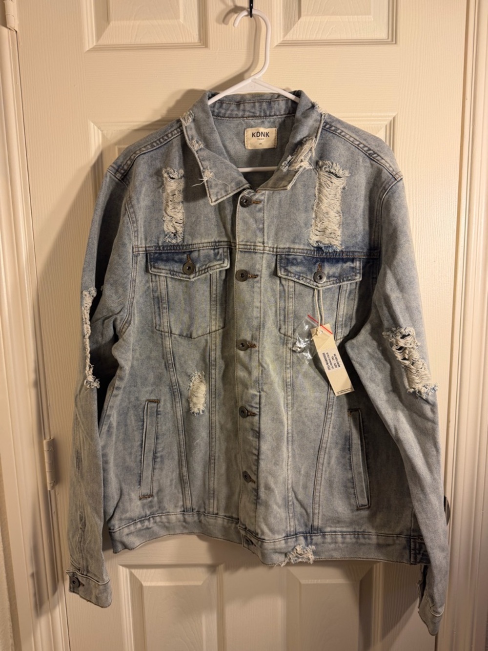 KDNK Distressed Denim Jacket Light Wash Ripped Men’s 2XL NWT